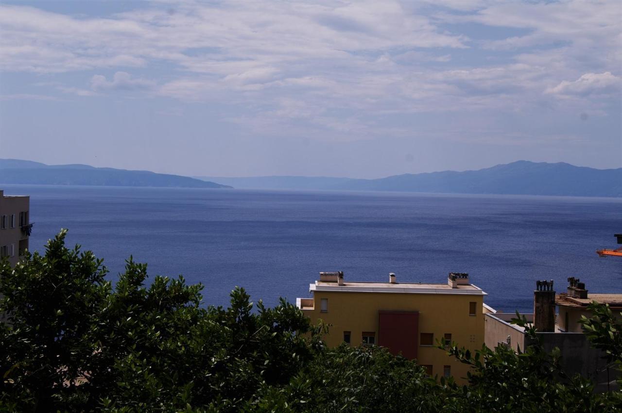Sea Flower Apartment Rijeka Exterior foto