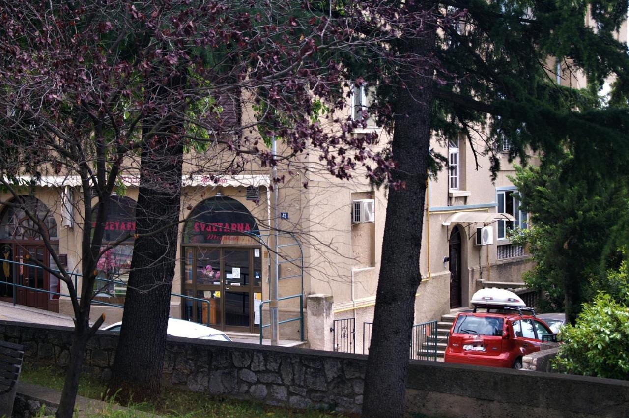 Sea Flower Apartment Rijeka Exterior foto